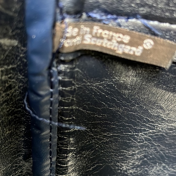 Like New !! Christian Dior travel  bag - Picture 10 of 14